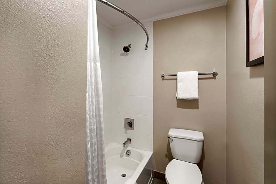 Hawthorn Extended Stay by Wyndham Jackson