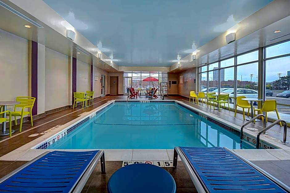 Home2 Suites by Hilton Detroit-Troy, MI