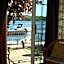 Boathouse Country Inn