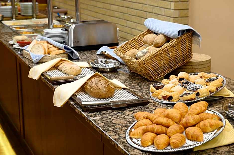 Aranyhomok Hotel Business & Relax