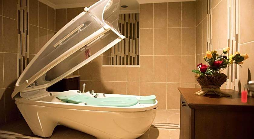 X Life Hotel Sarıgerme 15 - Adult Hotel