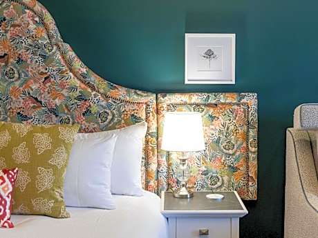 King Suite with Bath