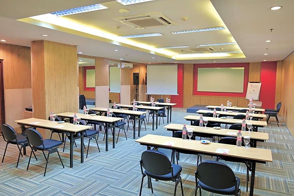 @HOM Semarang Simpang Lima