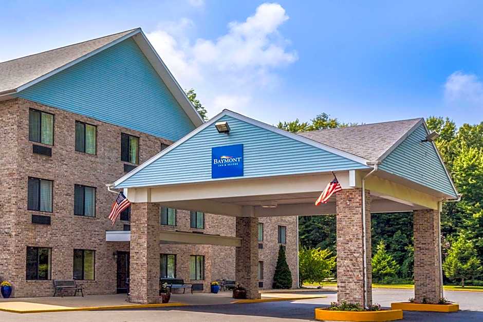 Photo 1 of 15 of Baymont by Wyndham New Buffalo