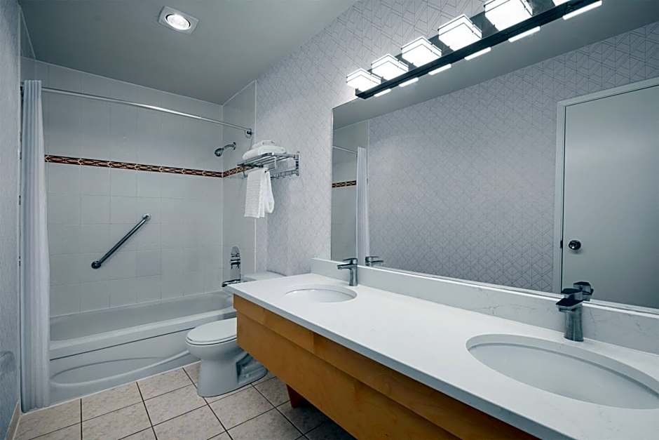 Anchor Inn & Suites, BW Signature Collection
