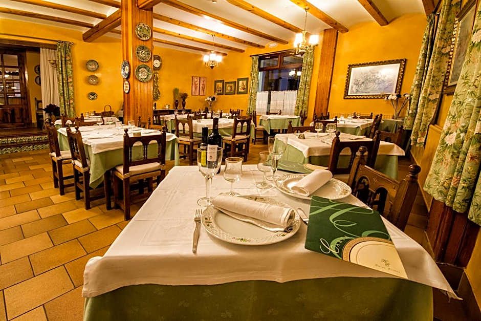 Hotel Esther