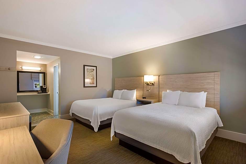 Best Western Sea Island Inn