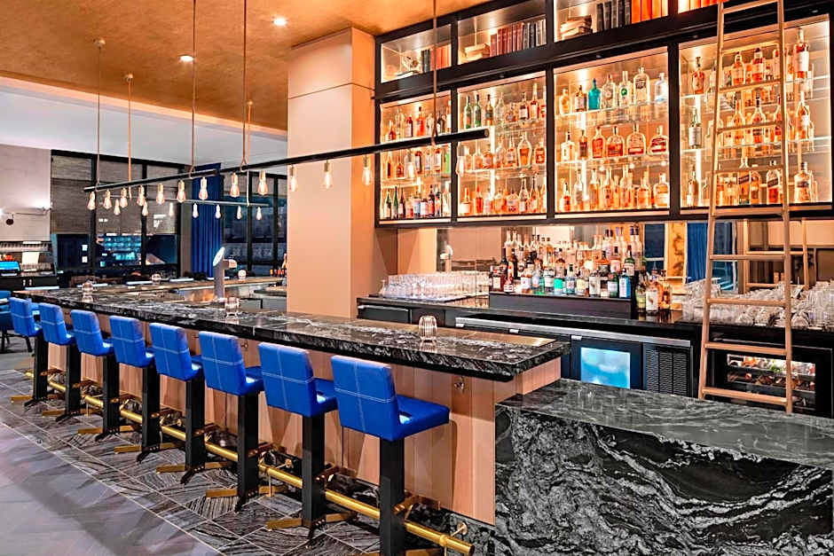 The Oaklander Hotel, Autograph Collection by Marriott