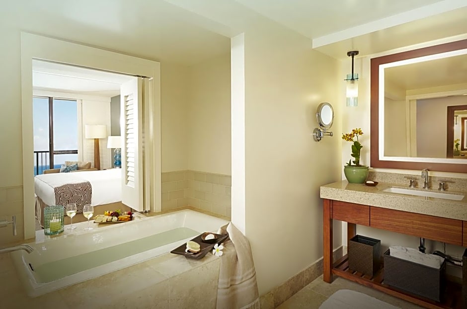 Turtle Bay Resort