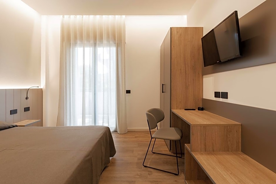 Renzo Hotel