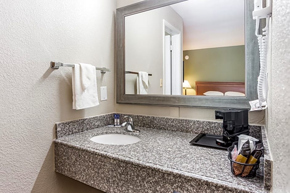 Americas Best Value Inn Lebanon, MO