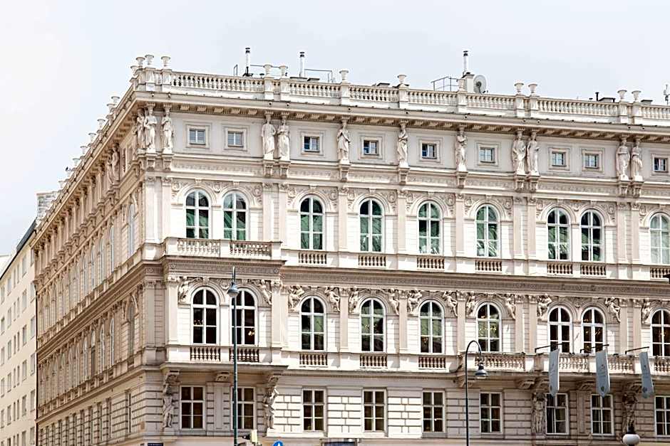 Miiro Palais Rudolf NEW OPENING	