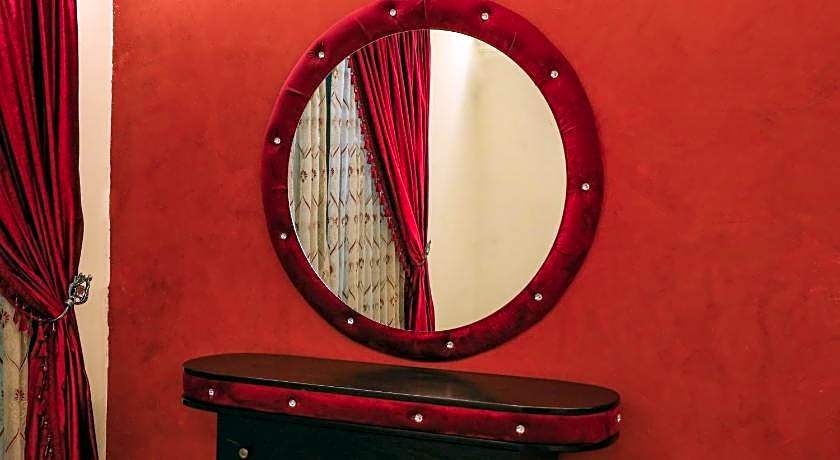 Grand Suites Hotel