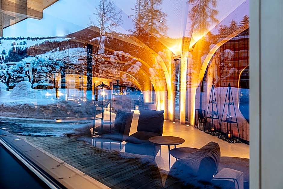Hotel Arnica Scuol - Adults Only