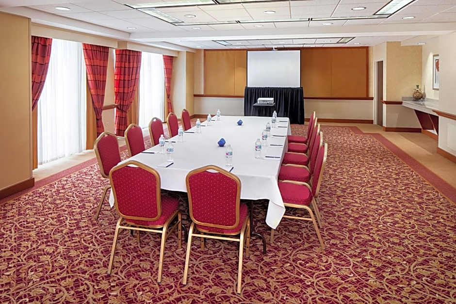 DoubleTree By Hilton Cleveland East Beachwood