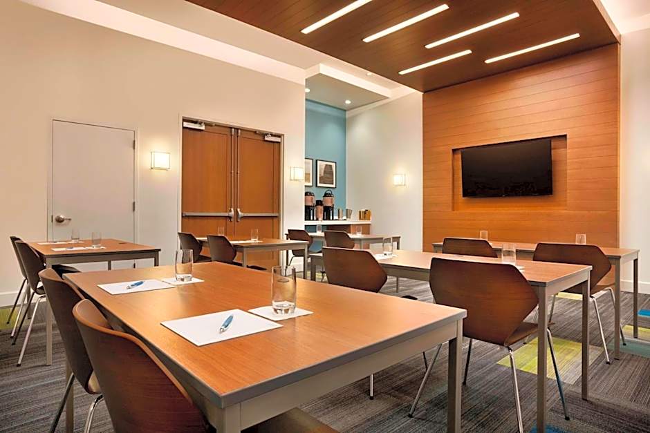 Four Points by Sheraton Miami Airport