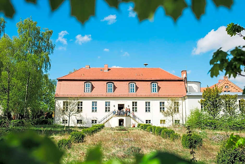 COCONAT-a workation retreat & Coworking