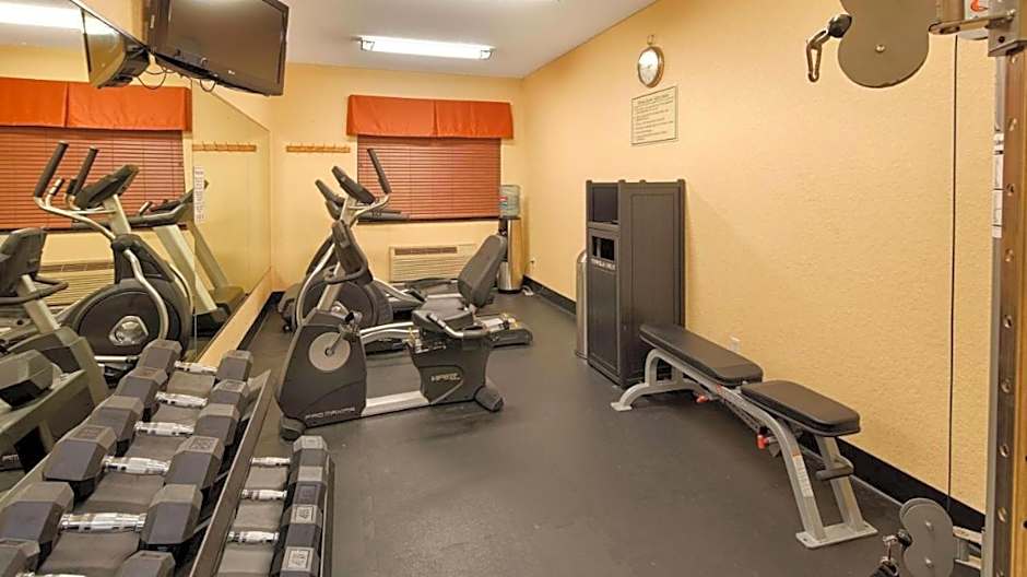 Baymont by Wyndham Laredo