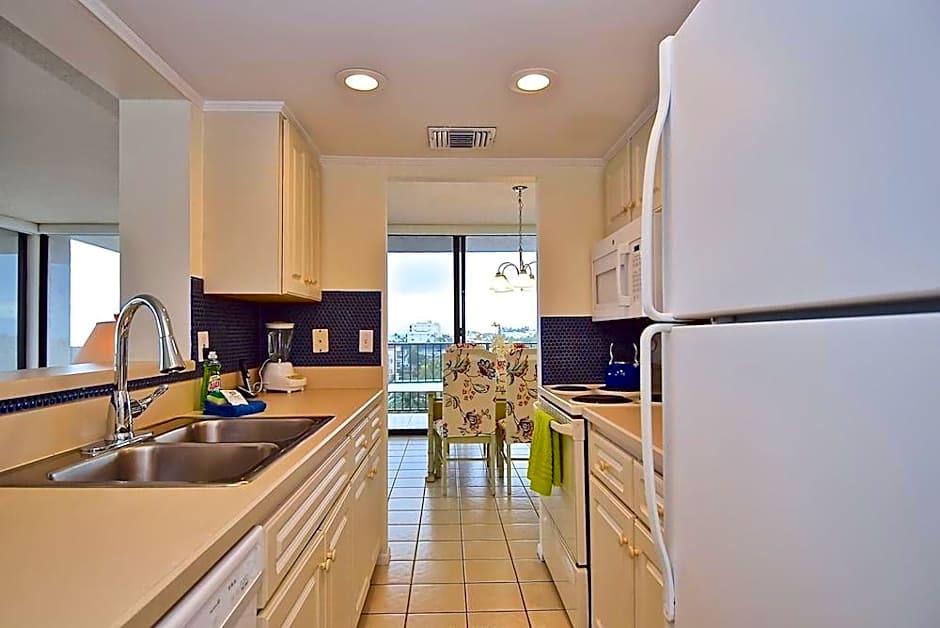 Our House at the Beach by Beachside Mgt