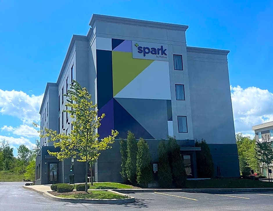 Photo 1 of 4 of Spark by Hilton Erie