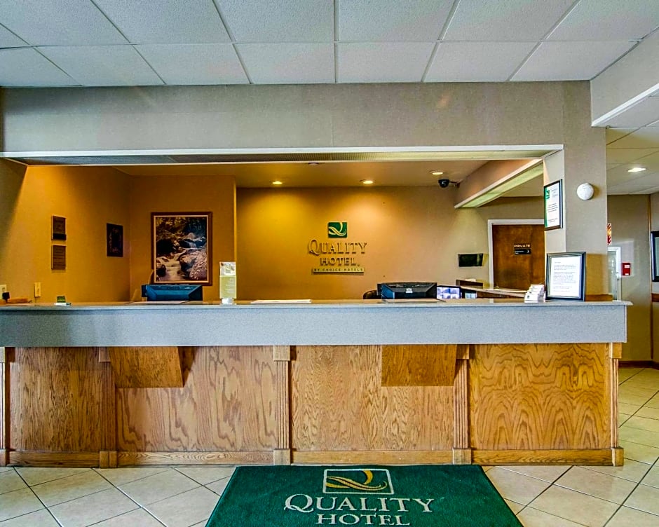 Quality Hotel and Conference Center