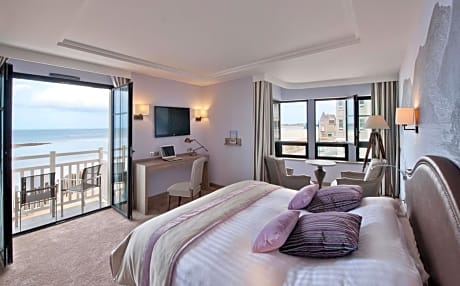 Premium Double or Twin Room with Sea View
