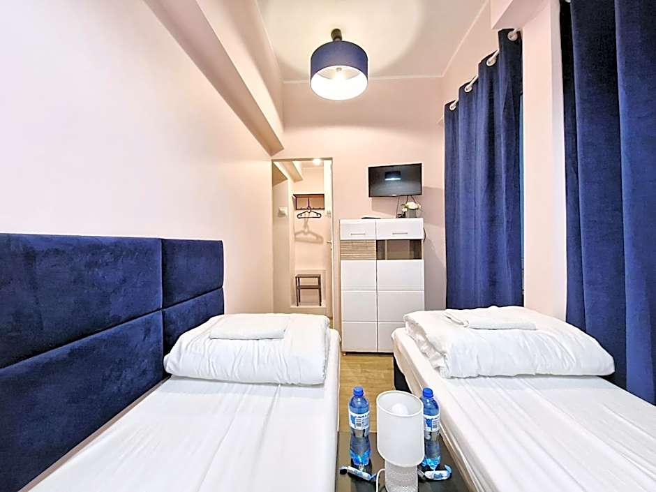 Hostel Helvetia - Private Rooms in City Center