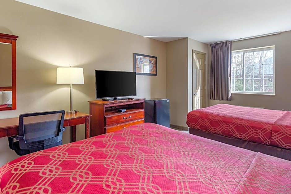 Econo Lodge Inn & Suites Dickson