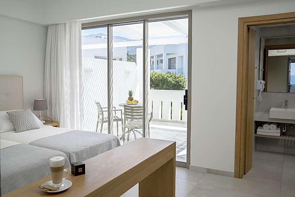 Photo 1 of 5 of Superior Double or Twin Room with Garden View