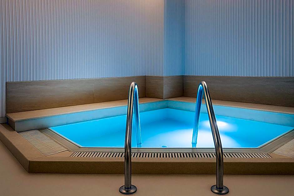 Maxi Park Hotel & Spa