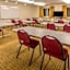 Super 8 by Wyndham Woodburn