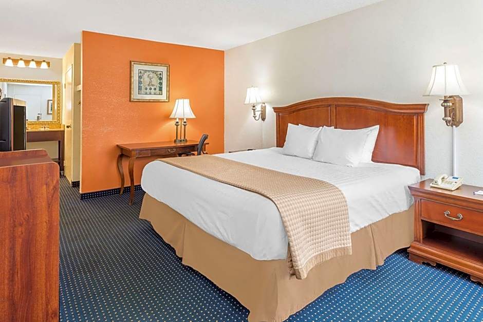 Baymont by Wyndham Rocky Mount I-95
