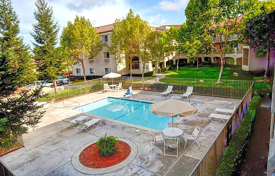 Inn at Rohnert Park