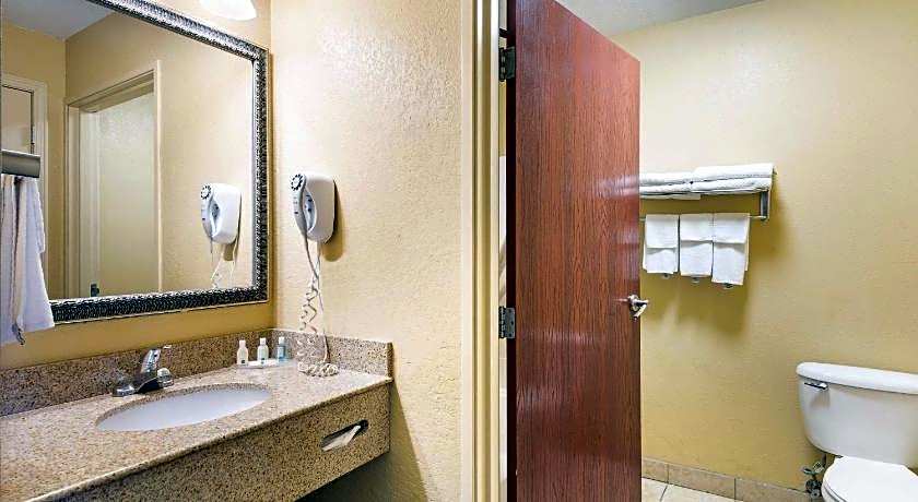 Quality Inn Des Moines North