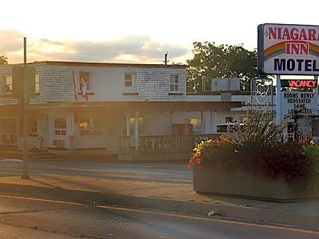Niagara Inn & Suites
