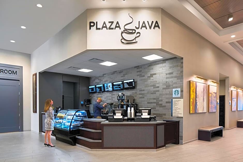 Crowne Plaza Providence-Warwick (Airport) by IHG