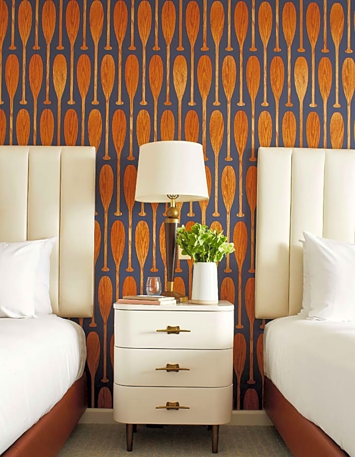 Photo 1 of 7 of 2 Queen Beds