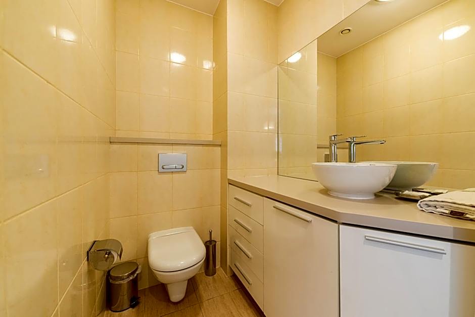 Platinum Towers Central Apartments