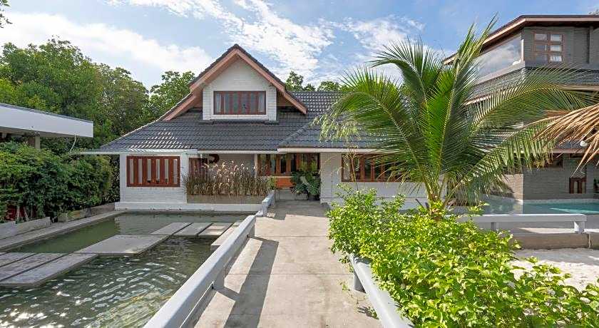 Phrip Phri Luxury Pool Villas