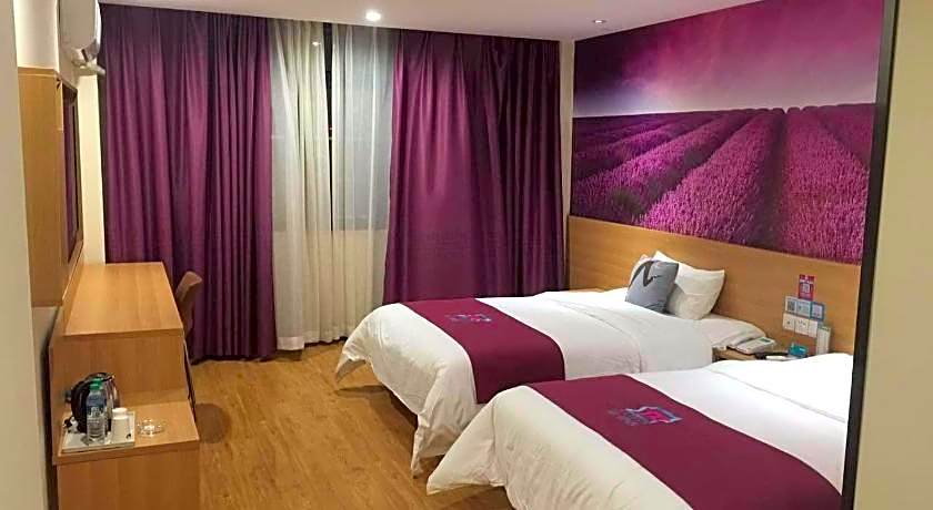 Pai Hotel Huai'an Jinhu Huanyu Square