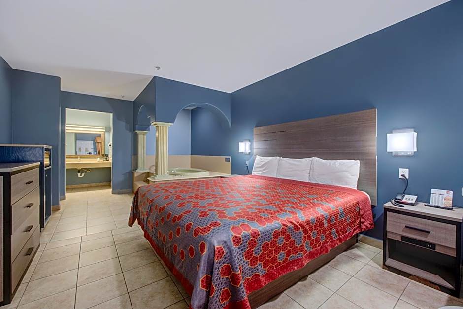 Weslaco Inn by Capital O Near Mercedes