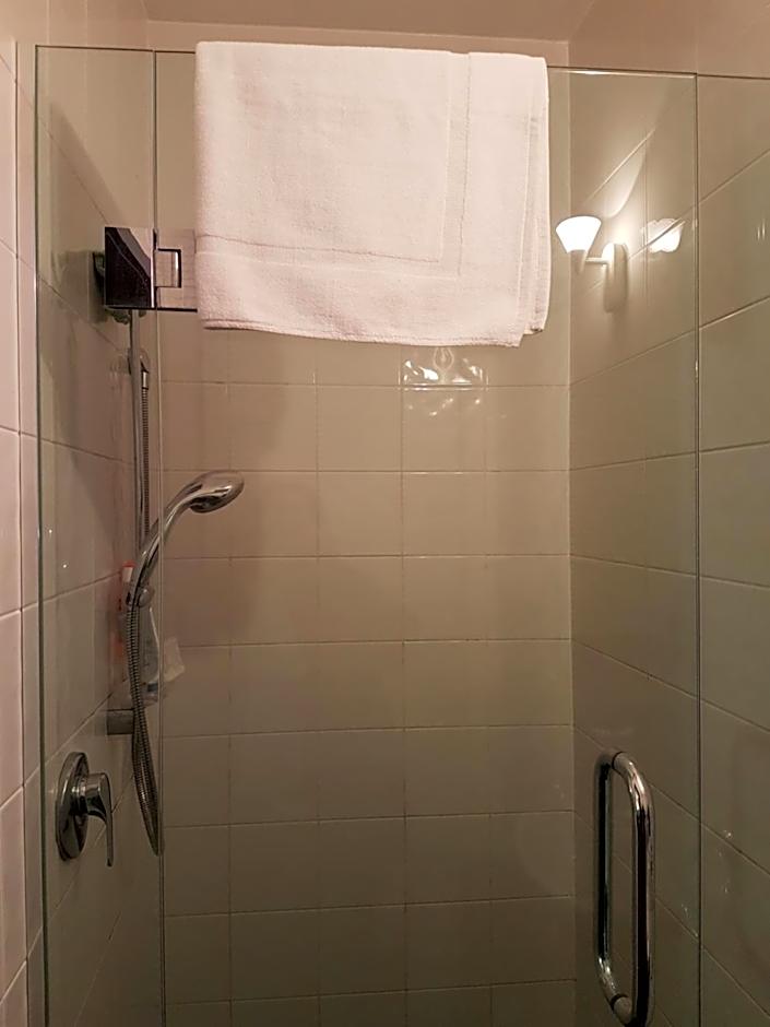 Archies Bunker Affordable Accommodation