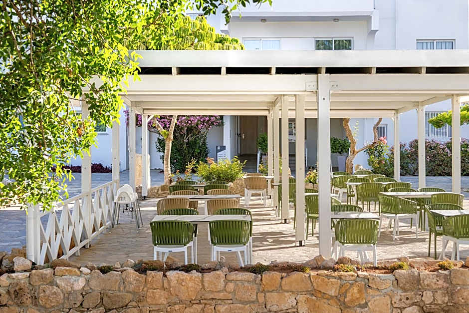 Mayfair Hotel formerly Smartline Paphos