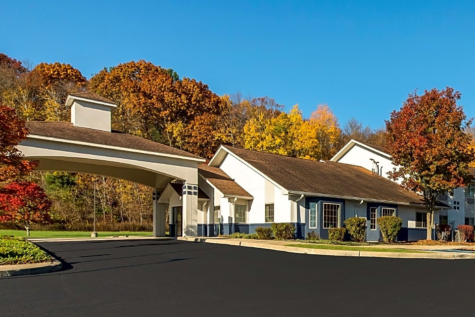 SureStay Plus Hotel by Best Western Highland Poughkeepsie