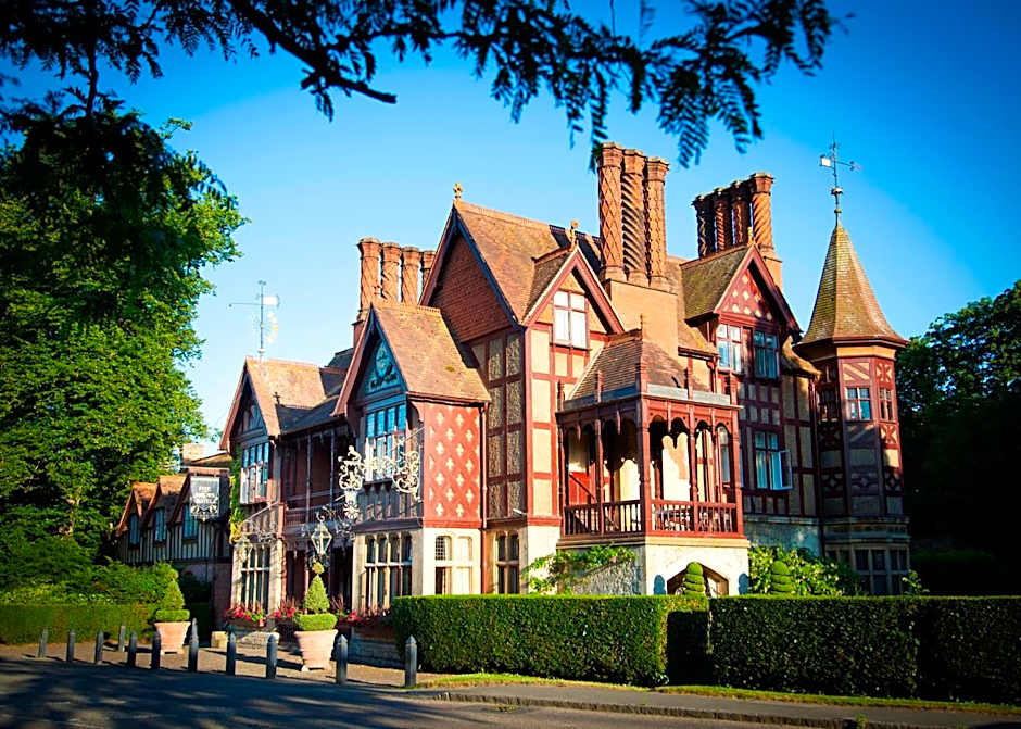 The Five Arrows Hotel