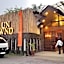 UNWND Boutique Hotel Camiguin