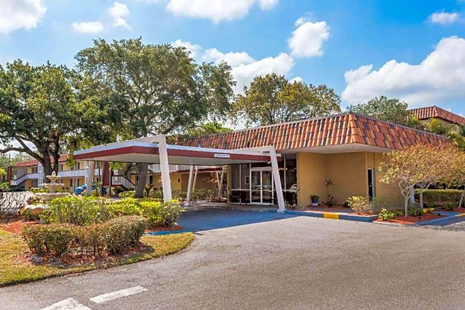 Baymont by Wyndham Sarasota