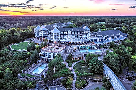 JW Marriott The Rosseau Muskoka Resort & Spa