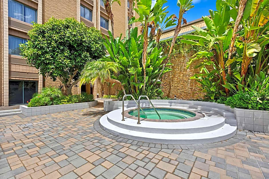 DoubleTree by Hilton Whittier Los Angeles