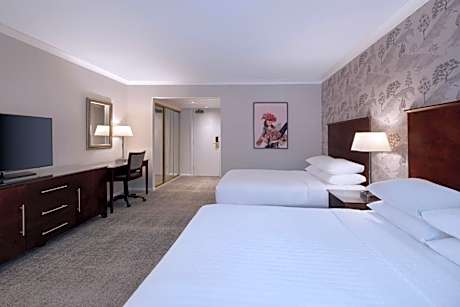 Deluxe Double Room with Two Double Beds
